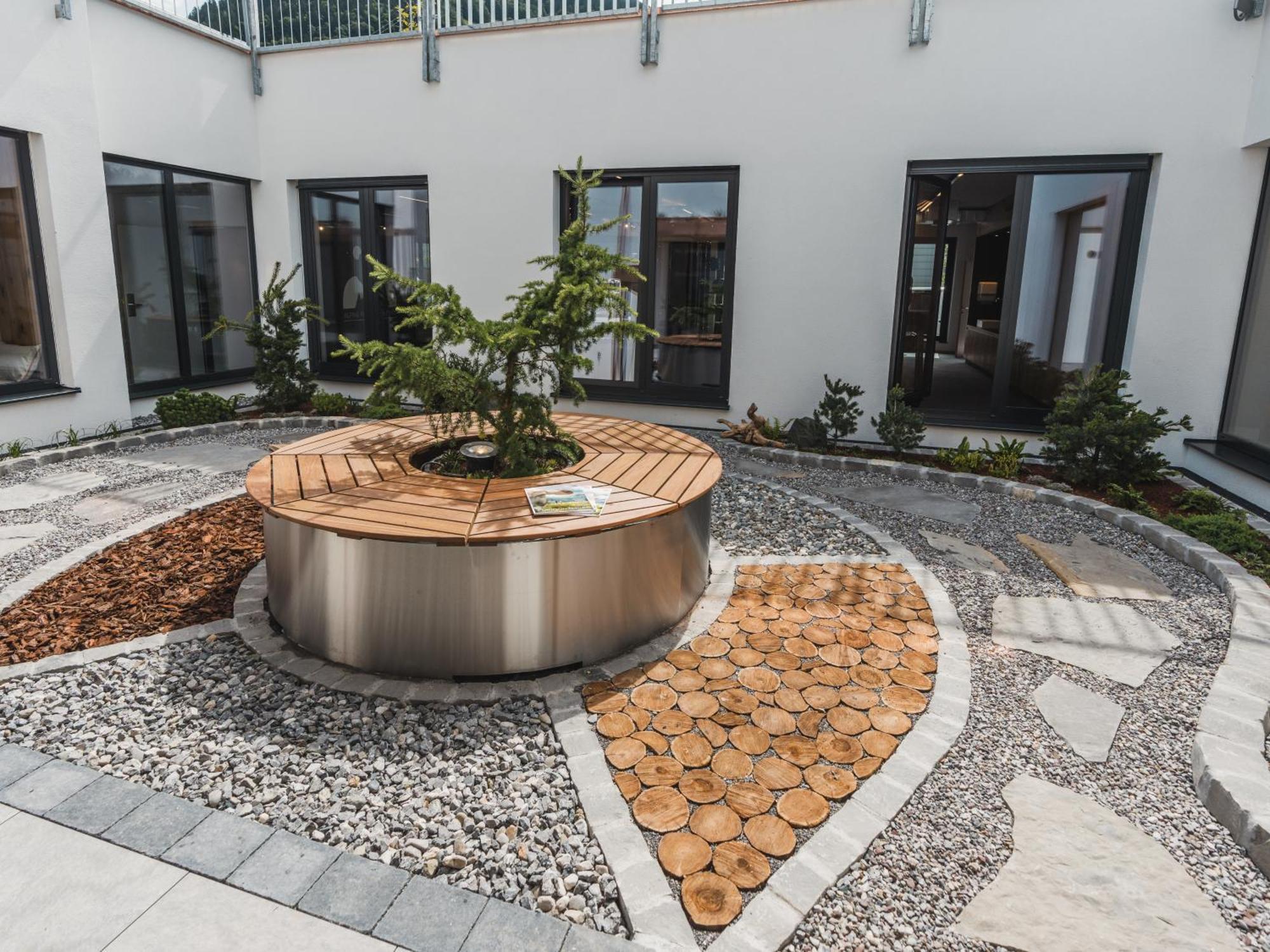 Zimba Hotel 4*